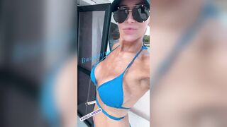 Joanna Golabek Sexy Presentatrice Televendite In Bikini ItPornIt